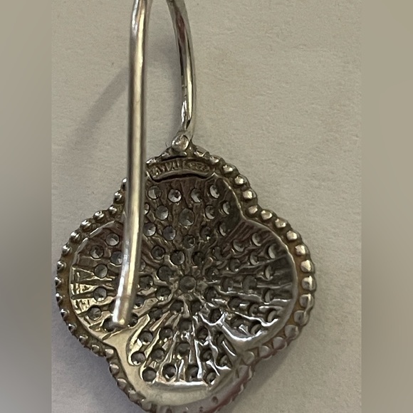 Clover Crystal Earrings - Picture 11 of 12